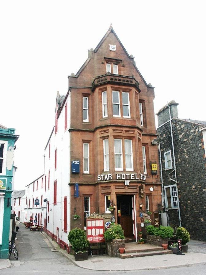 The Famous Star Hotel Moffat Extérieur photo