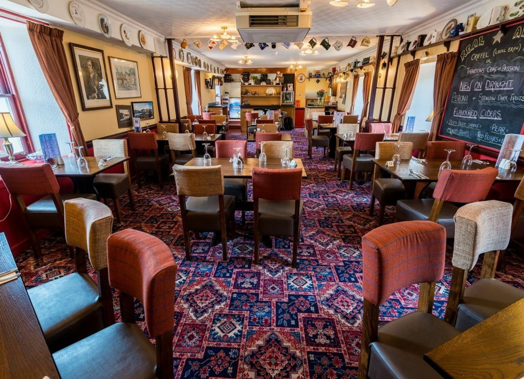 The Famous Star Hotel Moffat Extérieur photo